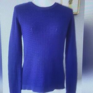 Elegant Royal Blue Crew Neck Sweater